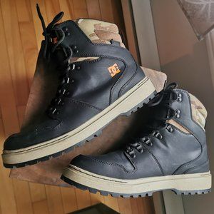 DC Camo Weather Resistant Boots